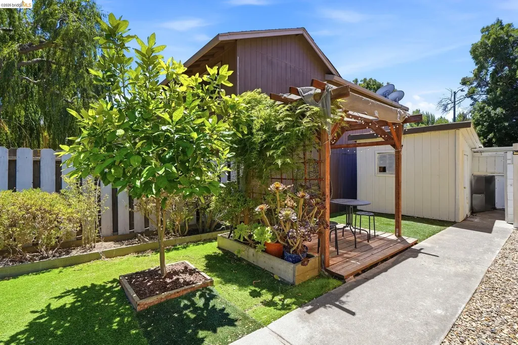 224 Sandy Cove Lane Bay Point CA 94565