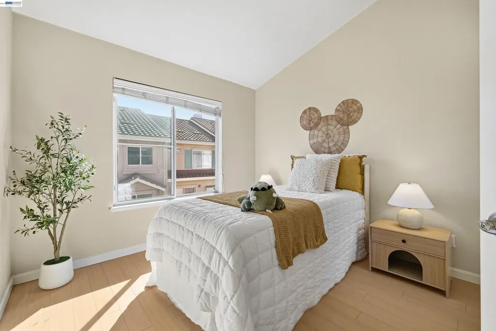 34271 Tan Bark Drive Fremont CA 94555