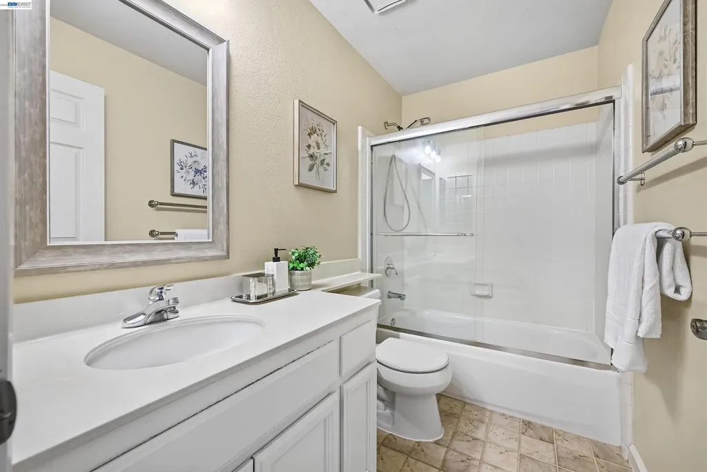 34271 Tan Bark Drive Fremont CA 94555