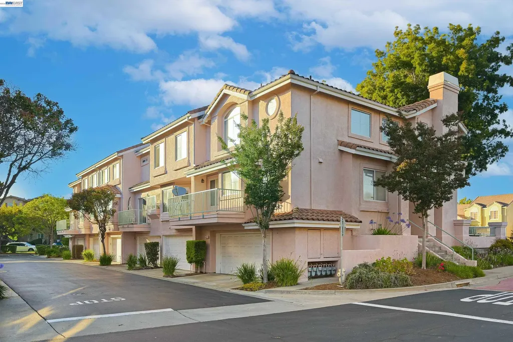 34271 Tan Bark Drive Fremont CA 94555