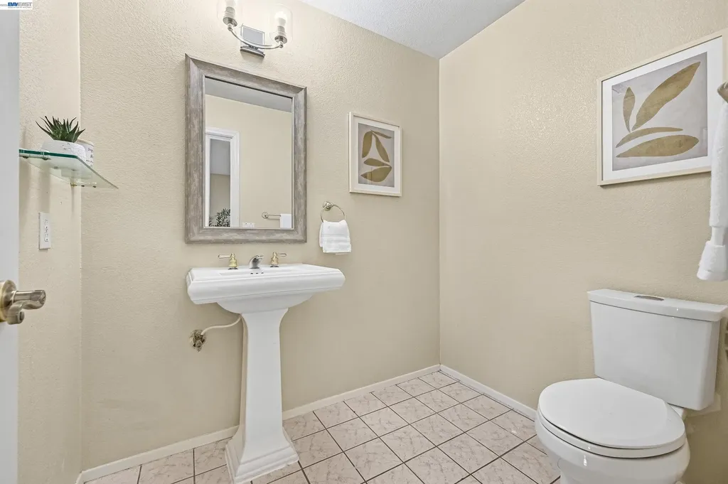 34271 Tan Bark Drive Fremont CA 94555