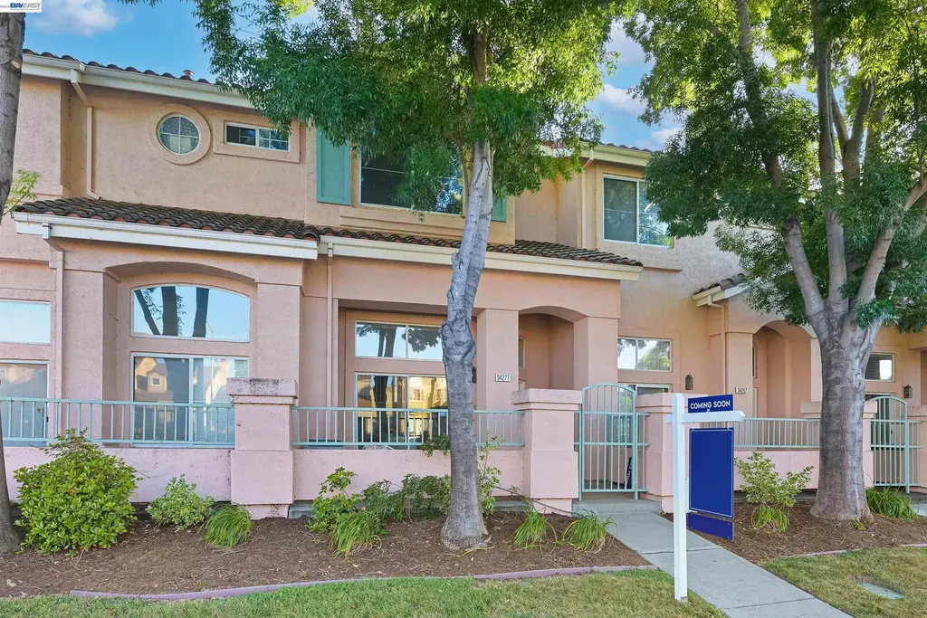 34271 Tan Bark Drive Fremont CA 94555