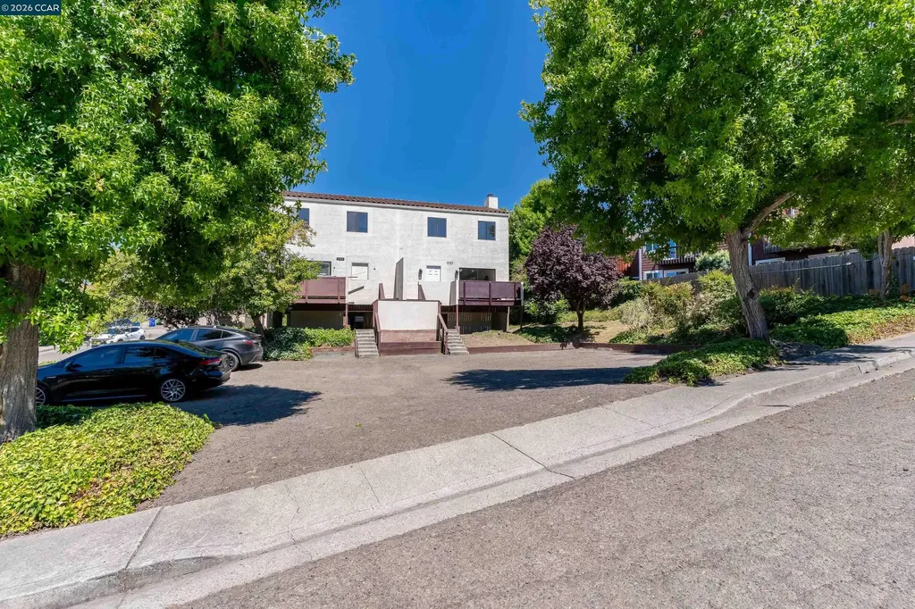 1707 Dalessi Drive Pinole CA 94564