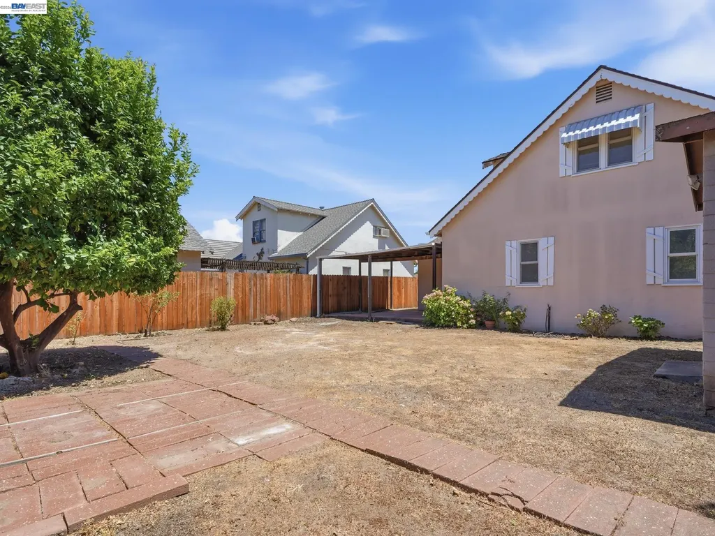 3887 Shasta Circle Pittsburg CA 94565