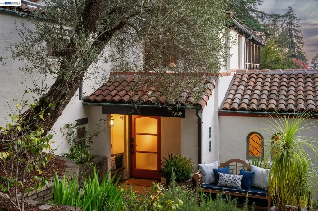 1998 San Antonio Avenue Berkeley CA 94707