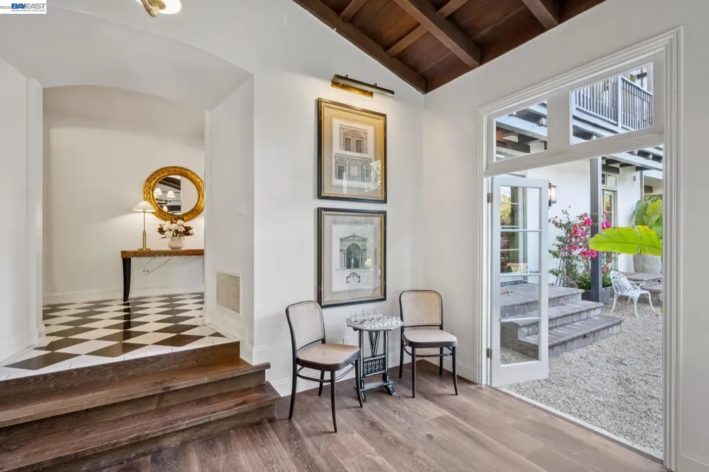 1998 San Antonio Avenue Berkeley CA 94707