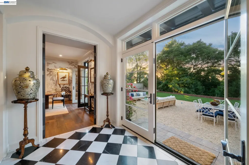 1998 San Antonio Avenue Berkeley CA 94707