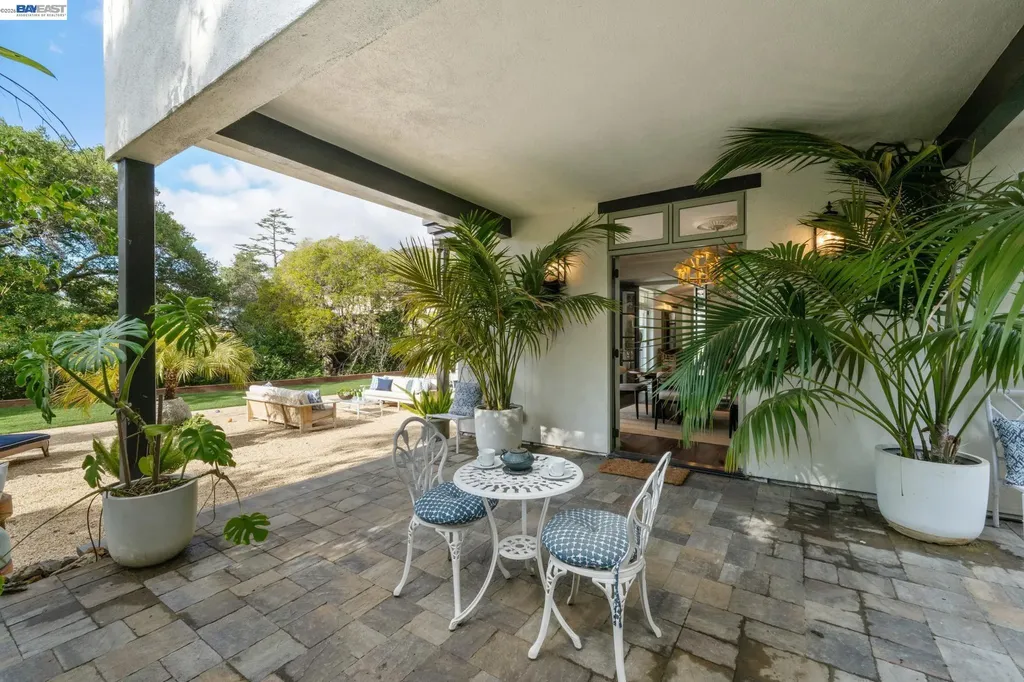 1998 San Antonio Avenue Berkeley CA 94707