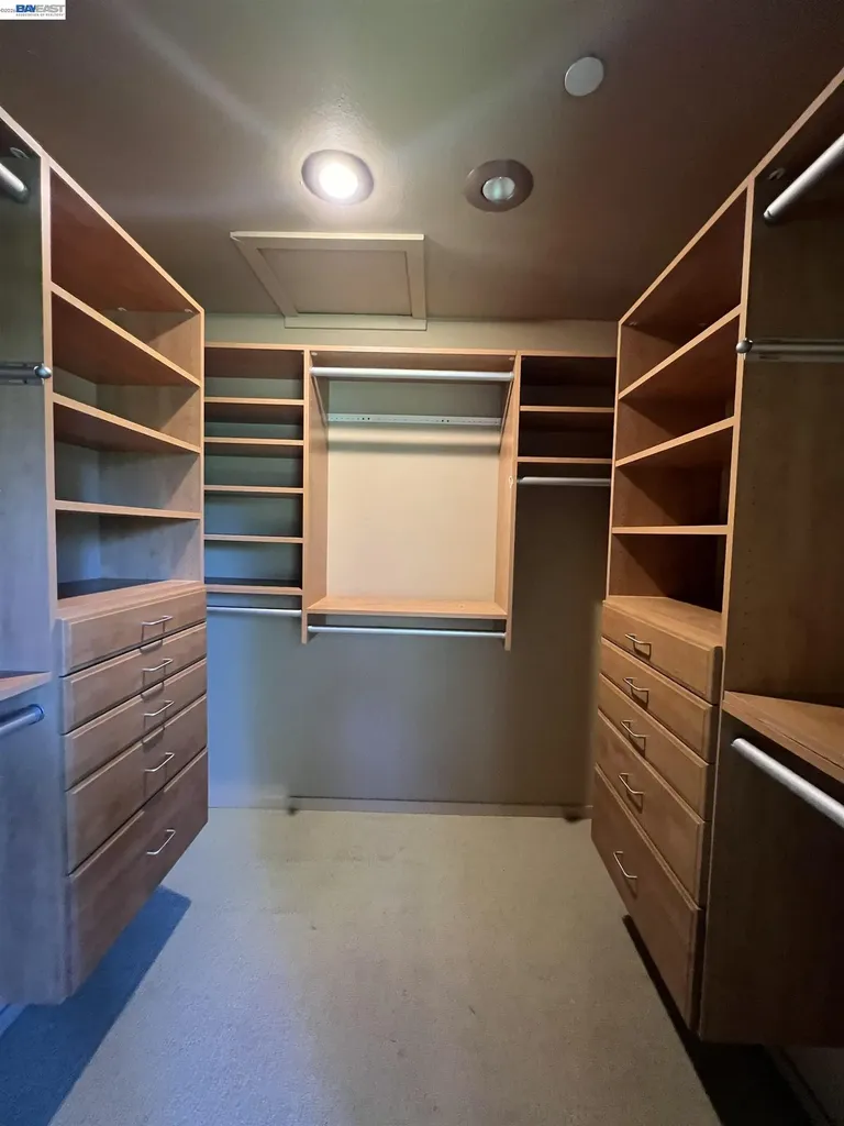 7957 Michigan Avenue Oakland CA 94605