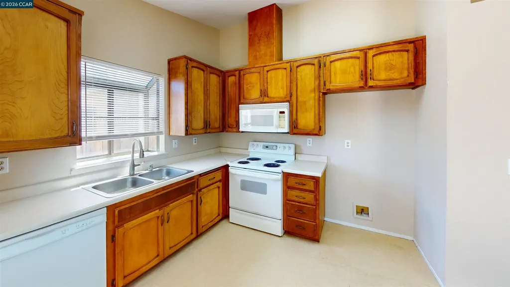 2825 Cashew Street Antioch CA 94509