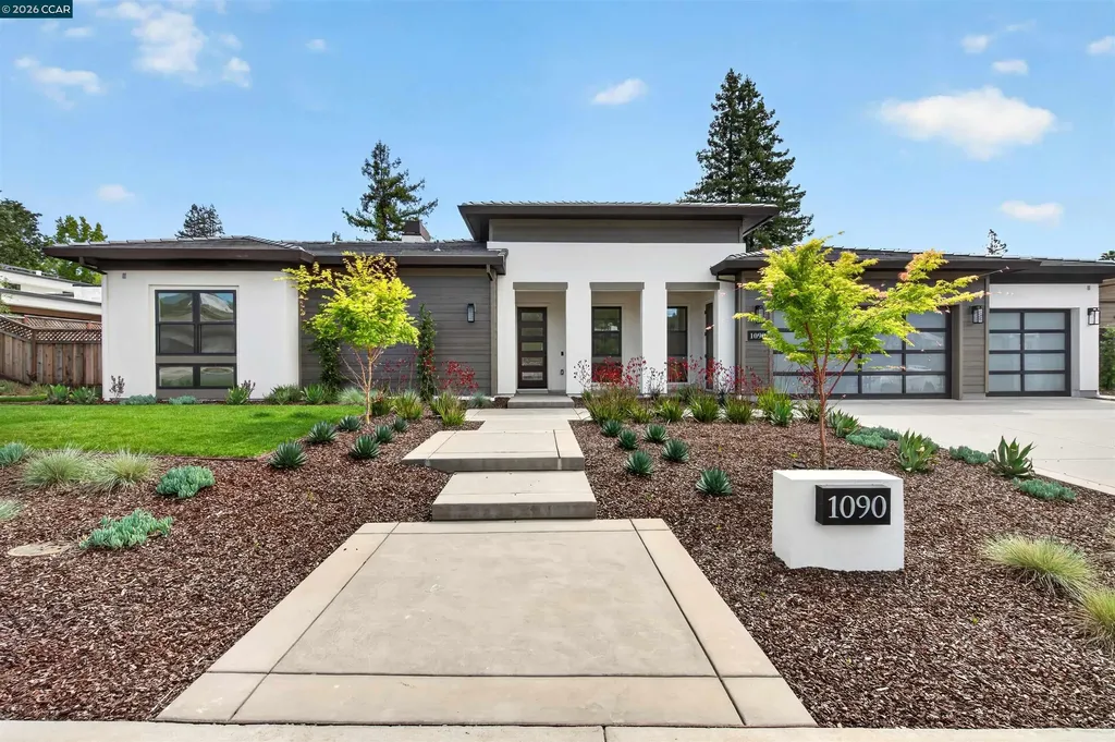 1090 Borrette Court Napa CA 94558
