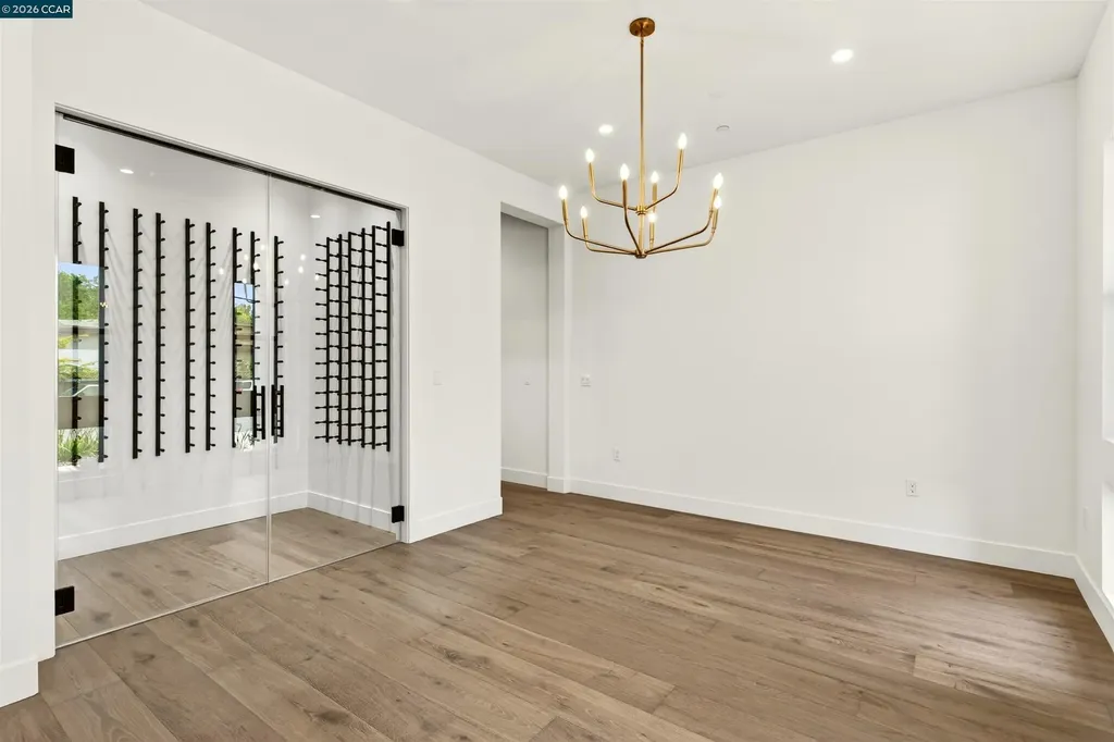 1090 Borrette Court Napa CA 94558