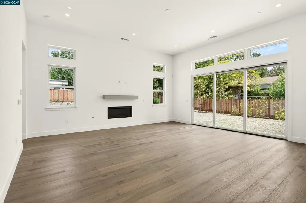 1090 Borrette Court Napa CA 94558