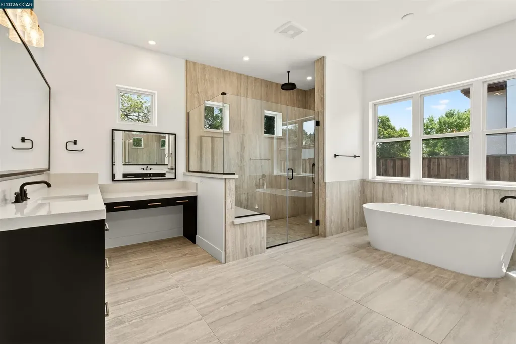 1090 Borrette Court Napa CA 94558
