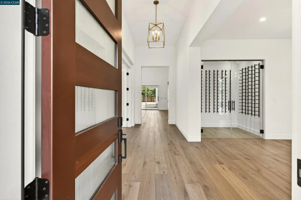 1090 Borrette Court Napa CA 94558