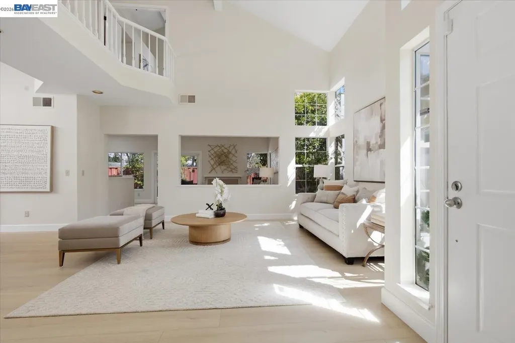 5579 Ridgewood Drive Fremont CA 94555