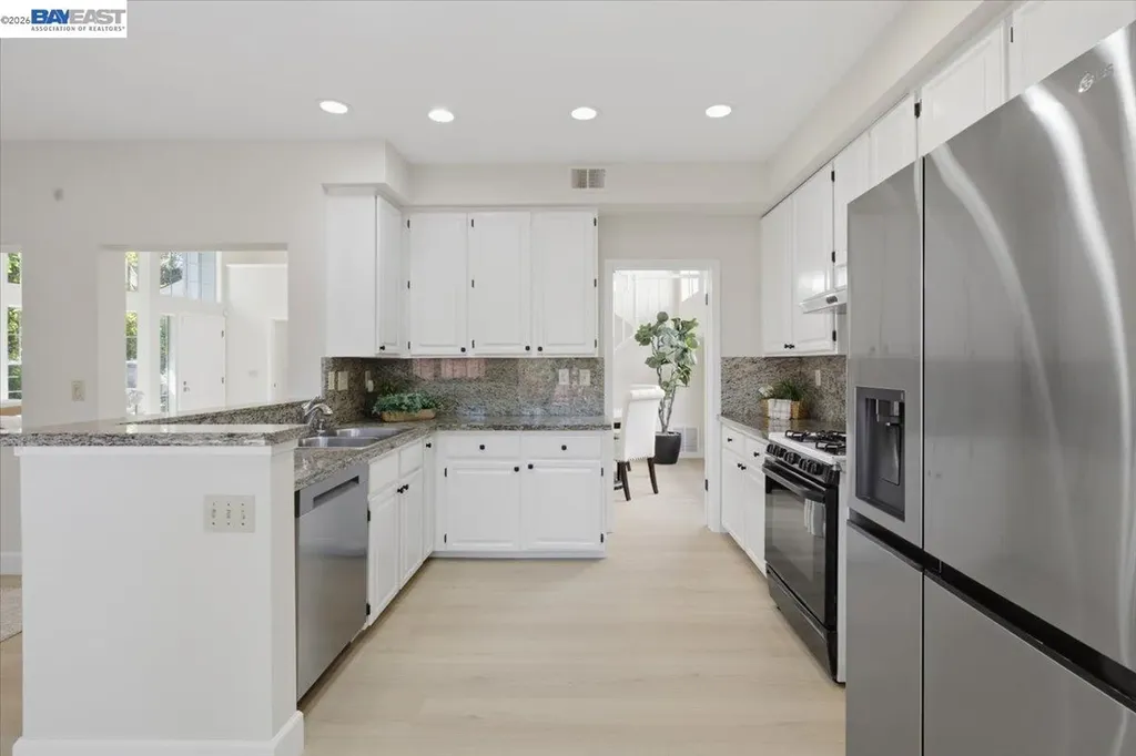 5579 Ridgewood Drive Fremont CA 94555