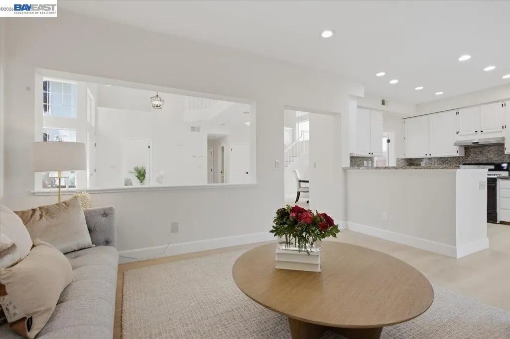 5579 Ridgewood Drive Fremont CA 94555