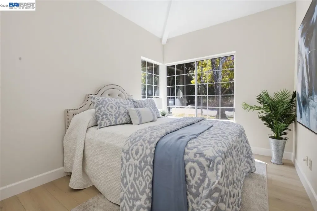 5579 Ridgewood Drive Fremont CA 94555
