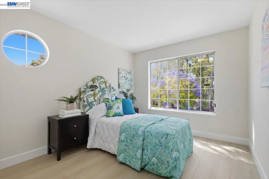 5579 Ridgewood Drive Fremont CA 94555