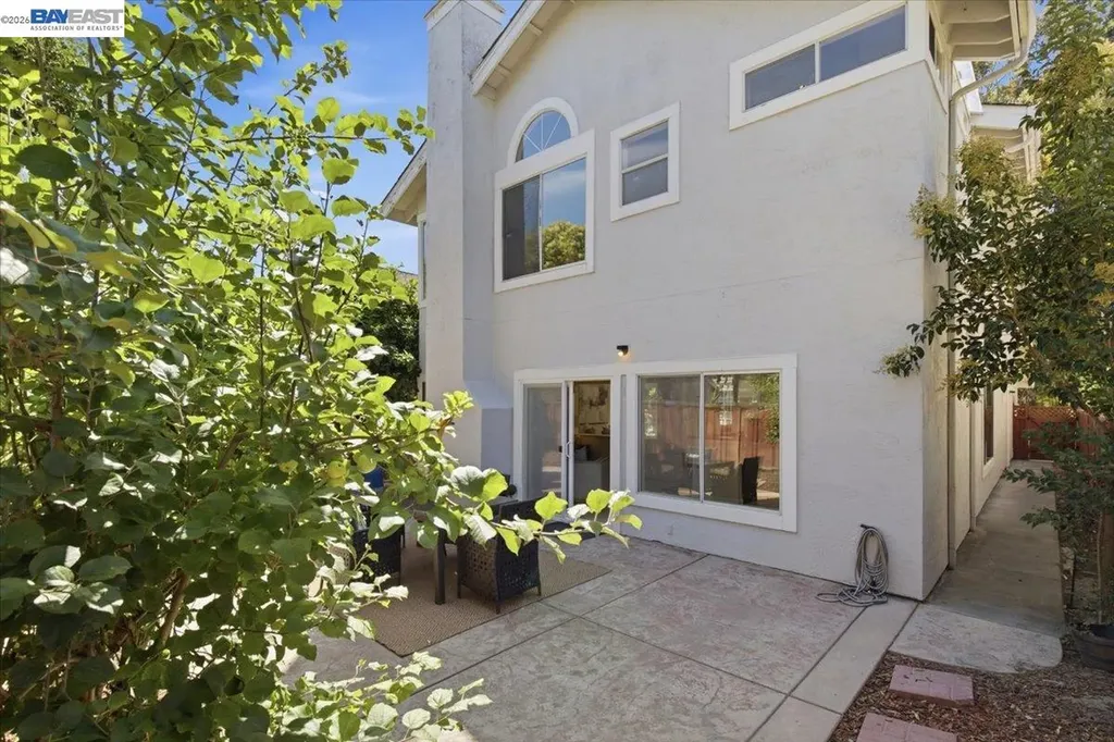 5579 Ridgewood Drive Fremont CA 94555