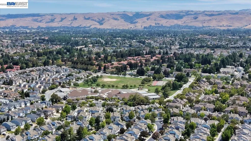 5579 Ridgewood Drive Fremont CA 94555