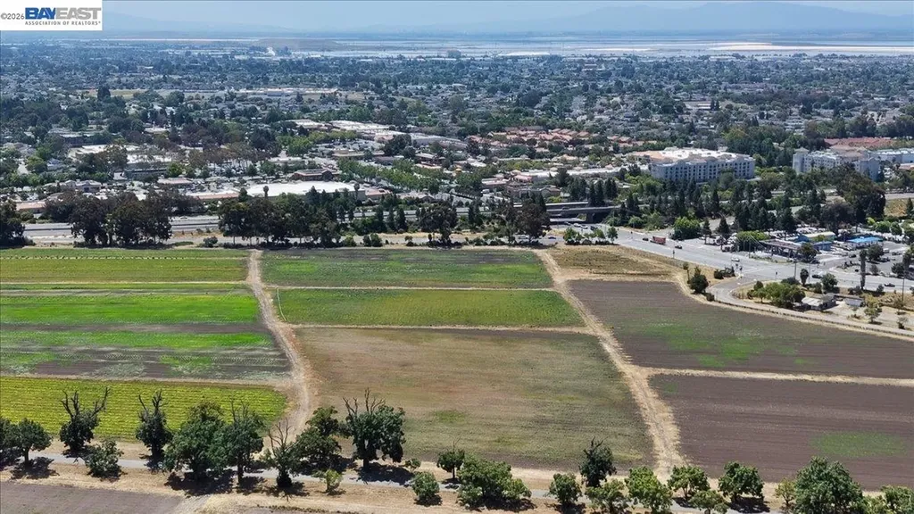 5579 Ridgewood Drive Fremont CA 94555