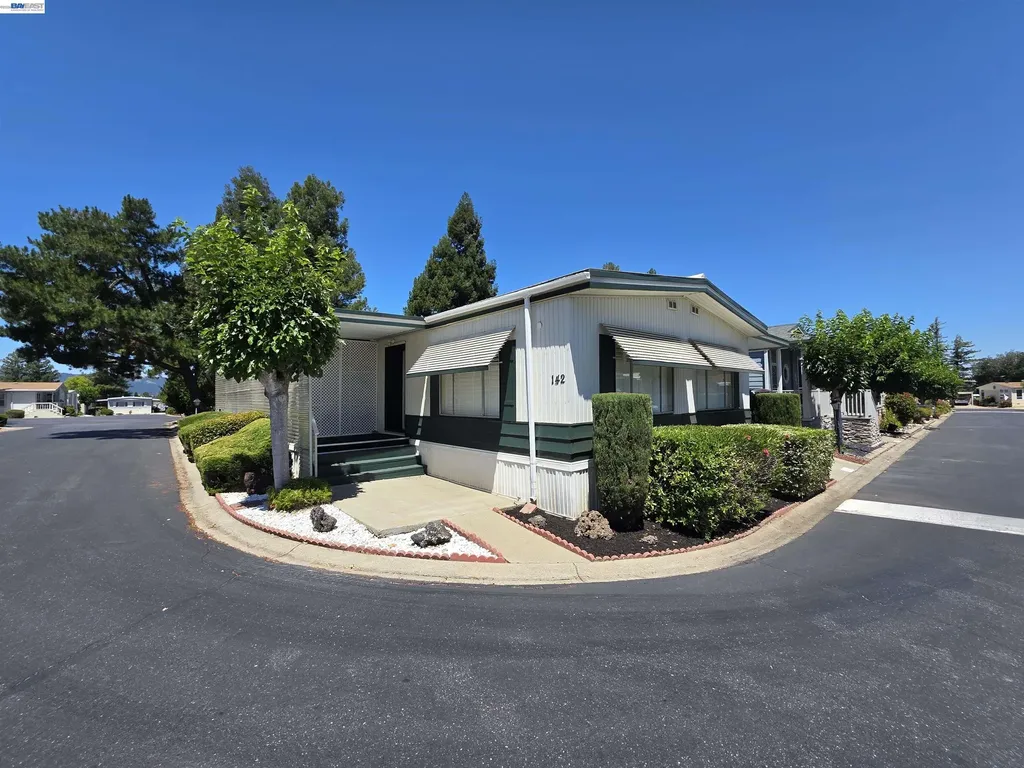 3231 Vineyard Avenue Pleasanton CA 94566