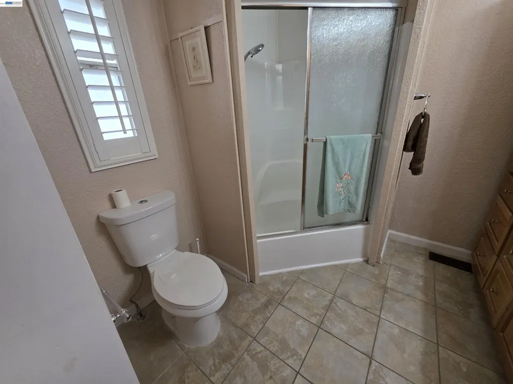 3231 Vineyard Avenue Pleasanton CA 94566