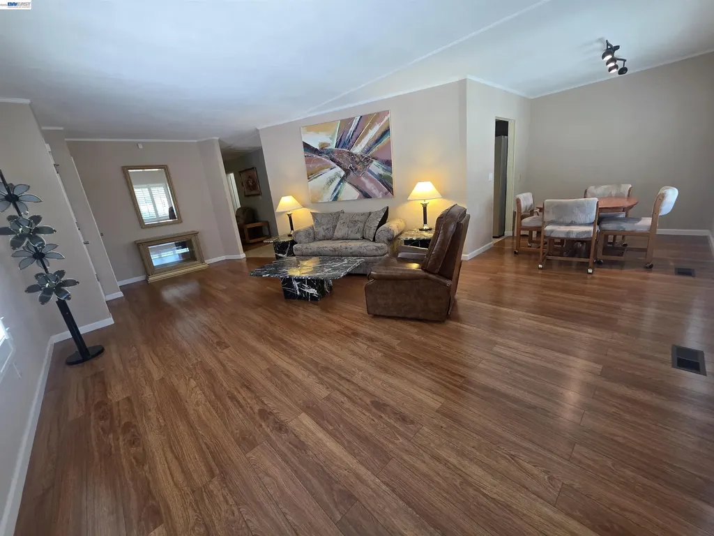 3231 Vineyard Avenue Pleasanton CA 94566