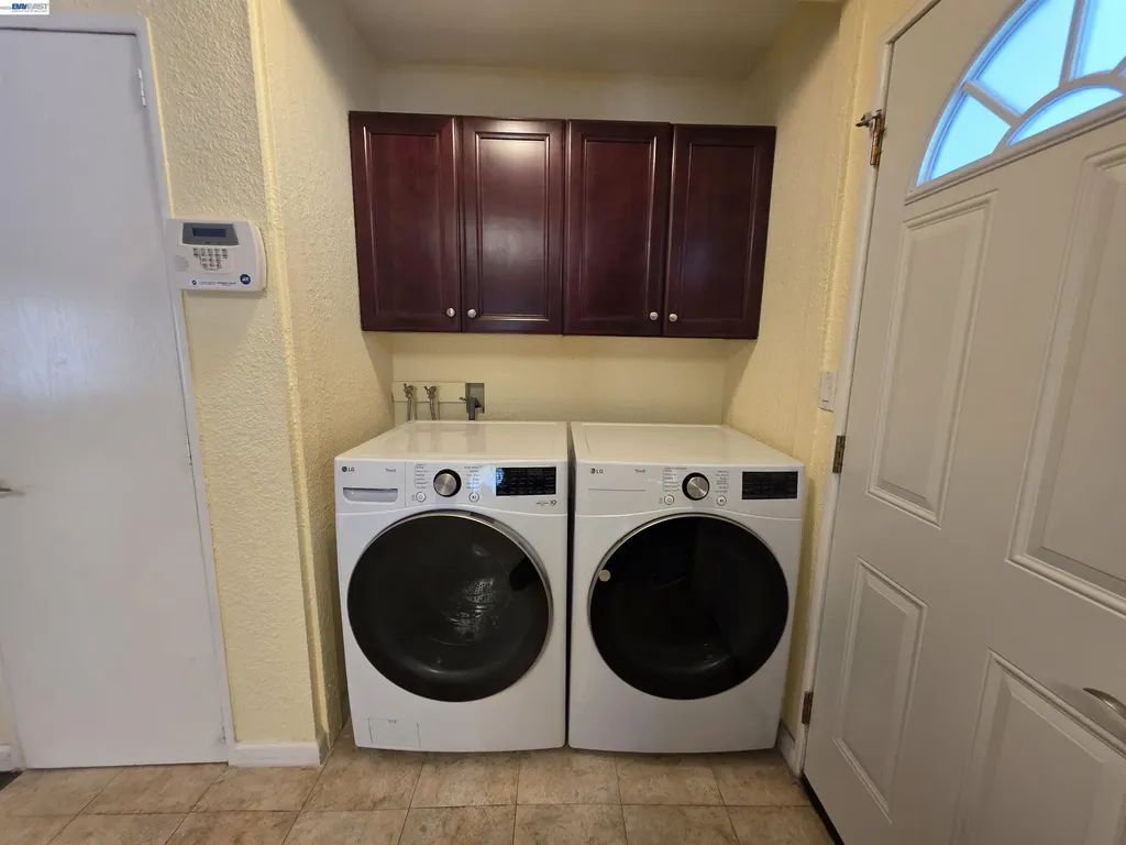 3231 Vineyard Avenue Pleasanton CA 94566