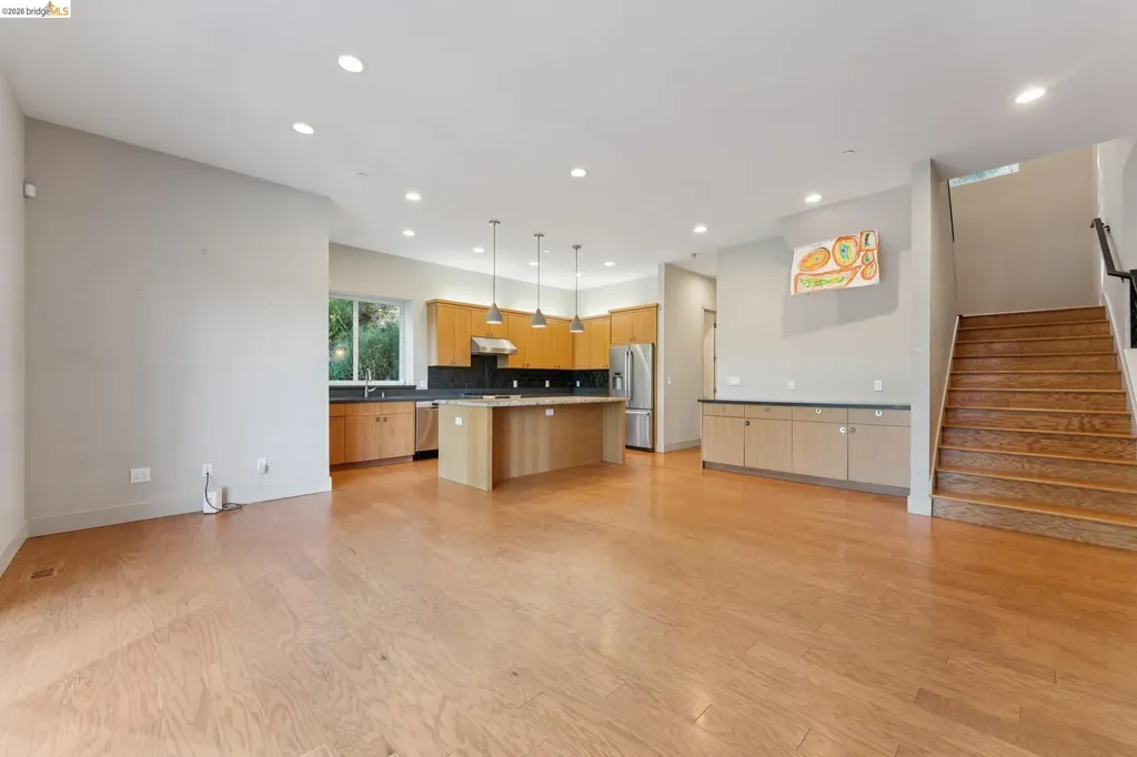 5917 Balboa Oakland CA 94611