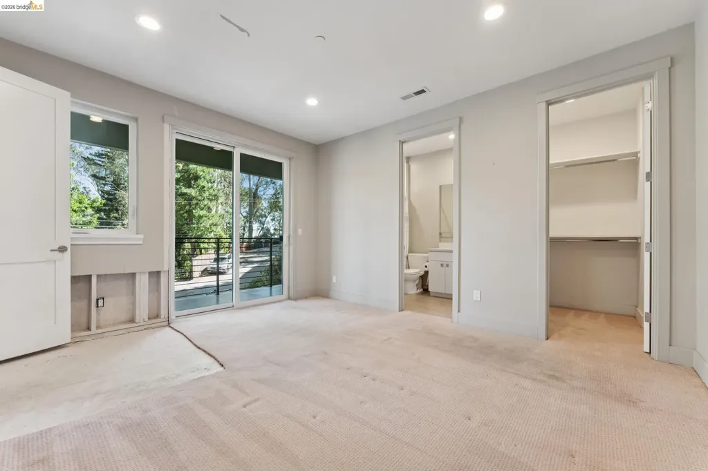 5917 Balboa Oakland CA 94611