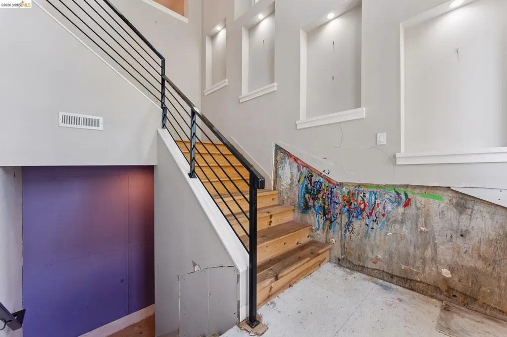 5917 Balboa Oakland CA 94611