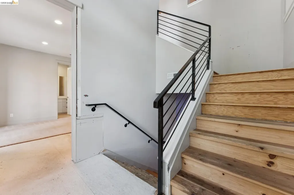 5917 Balboa Oakland CA 94611