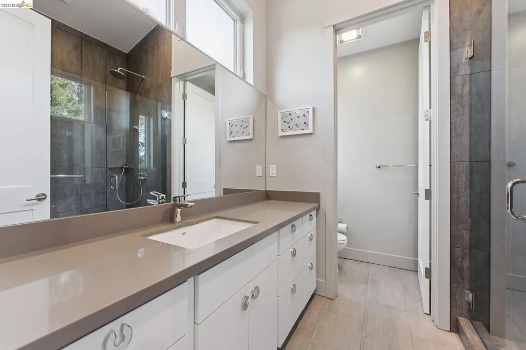 5917 Balboa Oakland CA 94611