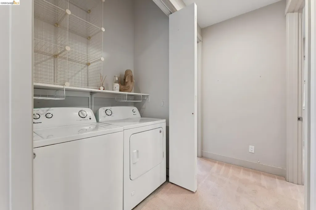 5917 Balboa Oakland CA 94611