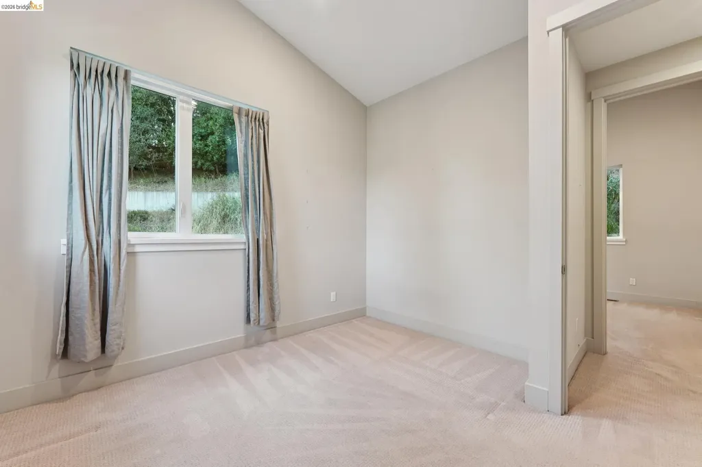 5917 Balboa Oakland CA 94611