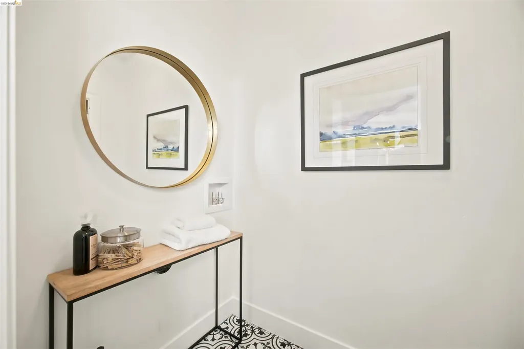 661 Brookwood Place Oakland CA 94610