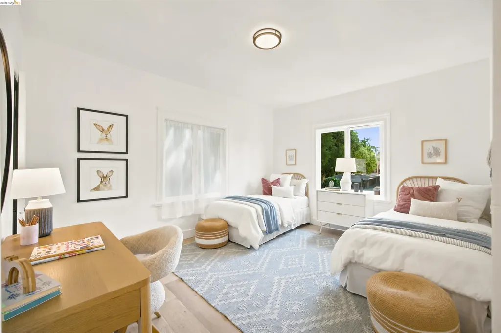 661 Brookwood Place Oakland CA 94610