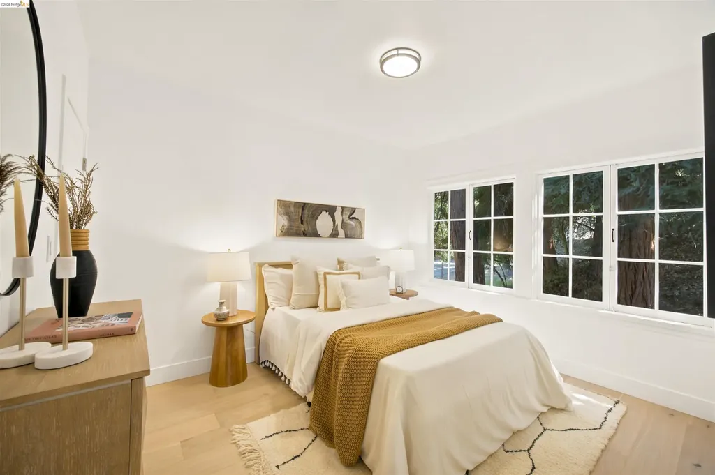 661 Brookwood Place Oakland CA 94610