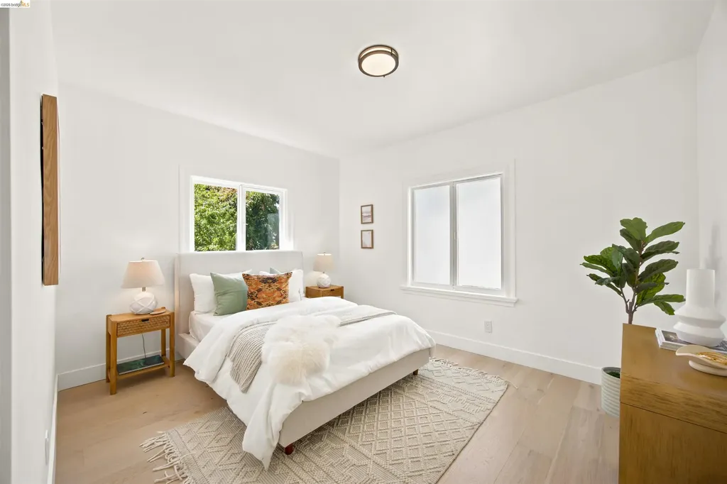 661 Brookwood Place Oakland CA 94610