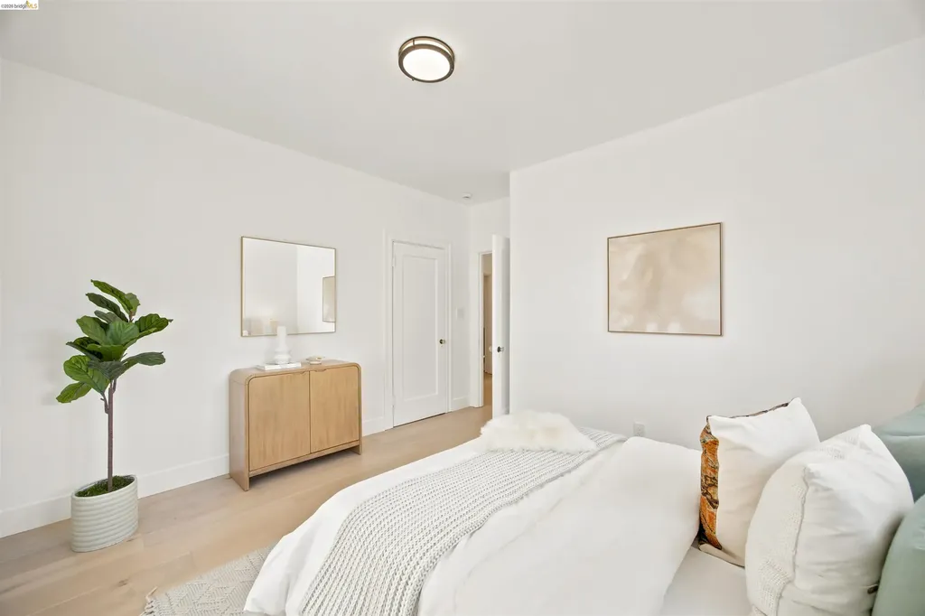 661 Brookwood Place Oakland CA 94610