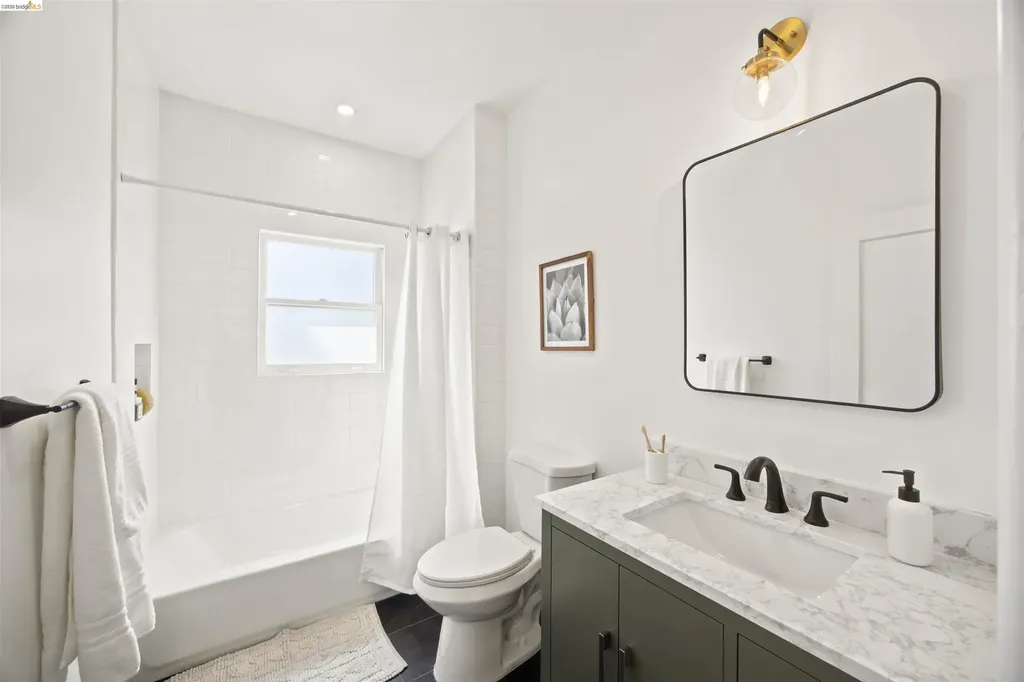 661 Brookwood Place Oakland CA 94610