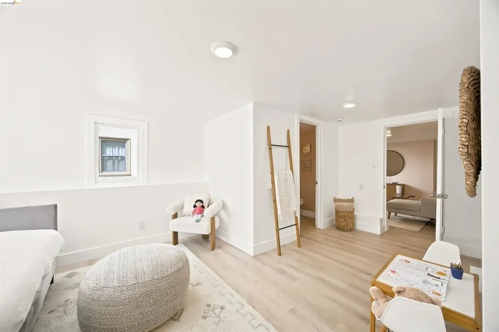 661 Brookwood Place Oakland CA 94610