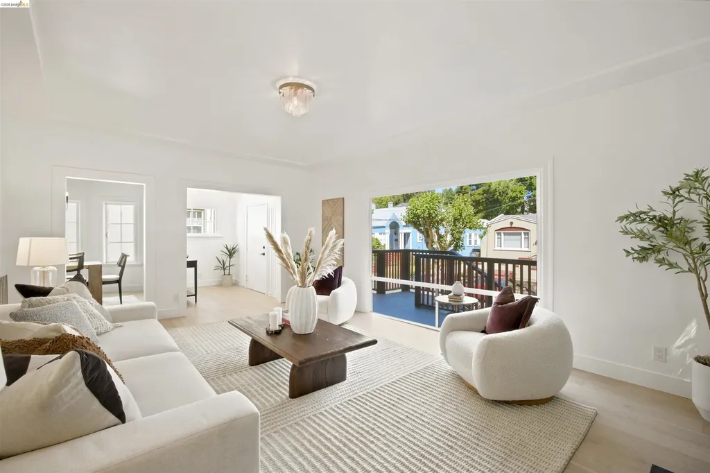 661 Brookwood Place Oakland CA 94610