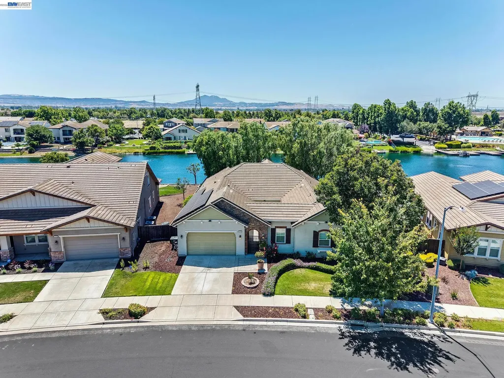 2771 Manresa Shore Lane Oakley CA 94561