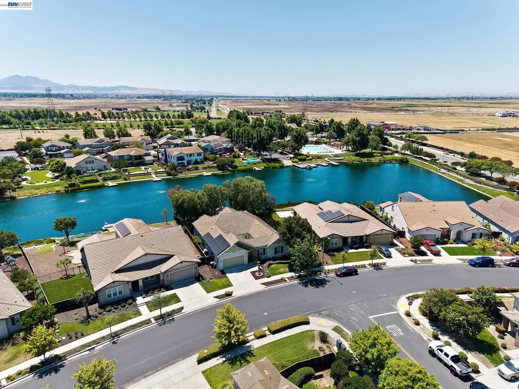 2771 Manresa Shore Lane Oakley CA 94561