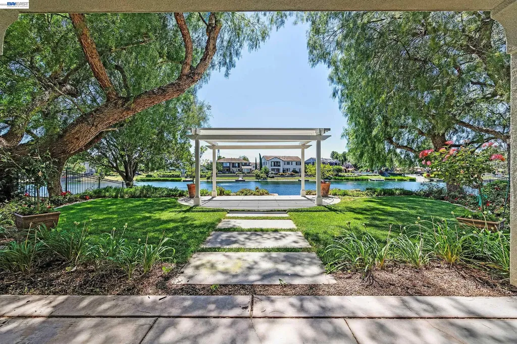 2771 Manresa Shore Lane Oakley CA 94561