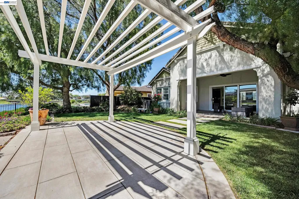 2771 Manresa Shore Lane Oakley CA 94561